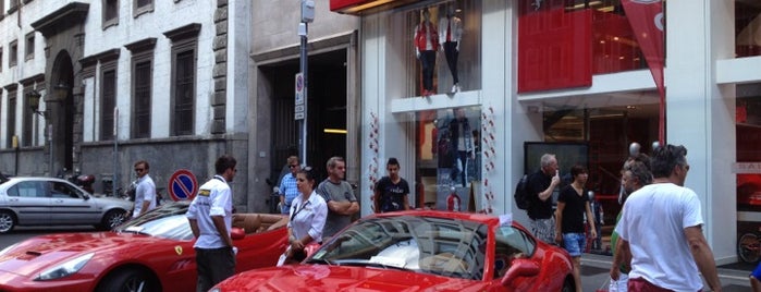 Ferrari Store is one of Milano 2013 Len.