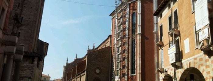 Cattedrale di Santa Maria Annunciata (Duomo di Vicenza) is one of Locais curtidos por Serdar😋.