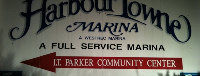 Harbour Towne Marina is one of Posti che sono piaciuti a SV.