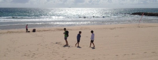 Praia do Dragão is one of Tempat yang Disukai Pedro.