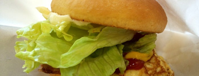 フレッシュネスバーガー is one of FRESHNESS BURGER.