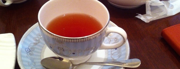 ウェッジウッドティールーム 大丸心斎橋店 is one of 【近畿】日本紅茶協会認定 全国「おいしい紅茶の店」.