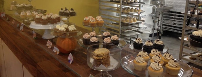Bakeshop is one of District of Cupcakes.