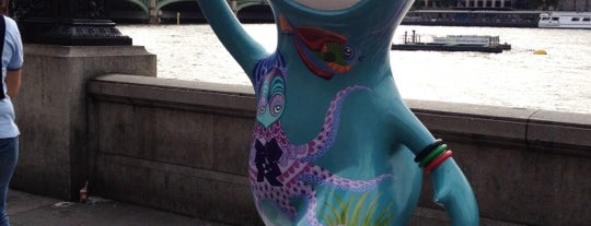 Underwater Wenlock is one of Red Olympic Discovery Trail.