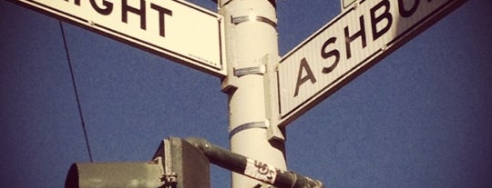 Haight-Ashbury is one of FUCK YEAH COAST TO COAST.