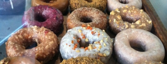 Doughnut Plant is one of Lower East Side.