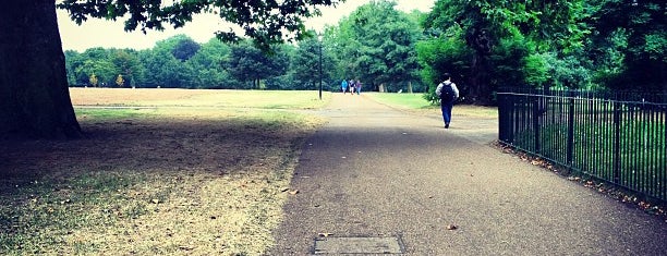 Hyde Park is one of London on a Budget.