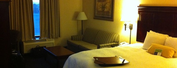 Hampton Inn by Hilton is one of Lugares favoritos de carlos.