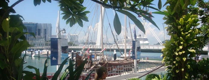 Privé is one of Micheenli Guide: Waterside dining in Singapore.