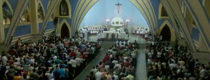 Paróquia São Felipe Neri is one of Locais curtidos por Felipe.