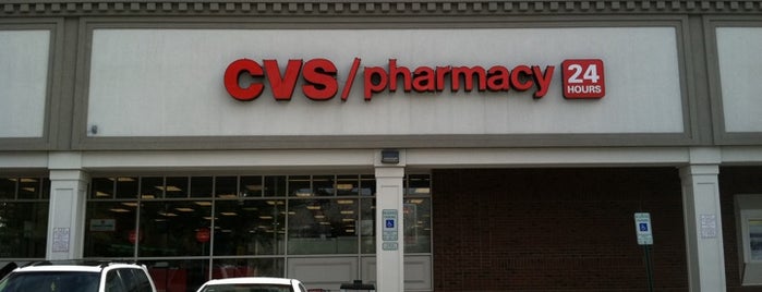 CVS Pharmacy is one of Tempat yang Disukai Maria.