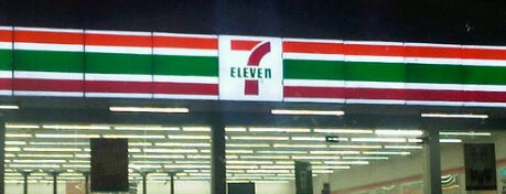 7-Eleven is one of Recommended wiskul in Jakarta.