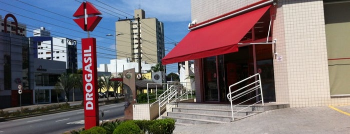 Drogasil is one of São Paulo ABC, Bares/Cafés, Restaurantes Shoppings.