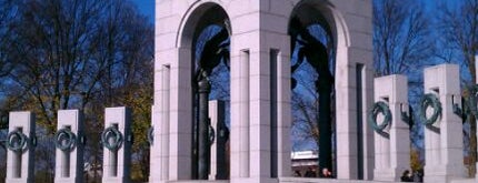Мемориал второй мировой войны is one of Capital - Washington D.C..