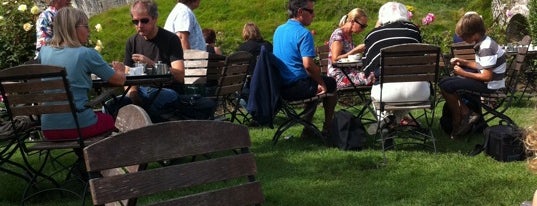 Corfe Castle Tea Rooms is one of Lugares favoritos de Susana.