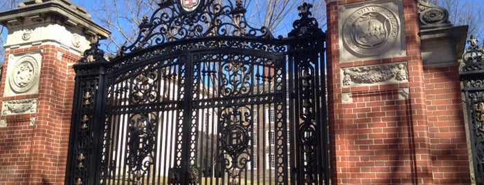 Van Wickle Gates is one of Drewdrew's Saved Places.