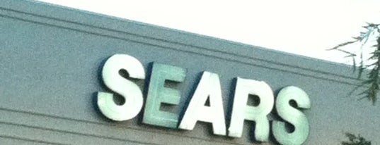 Sears is one of Oscarさんのお気に入りスポット.