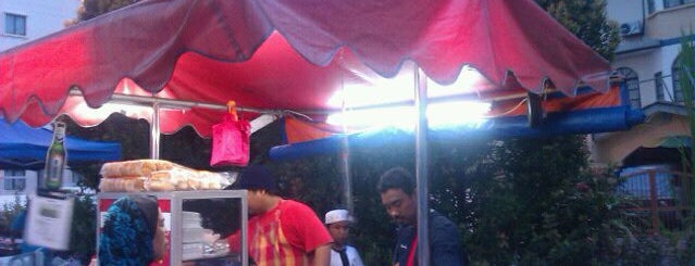 Flying Burger Stall is one of Tekak @ Bangi.