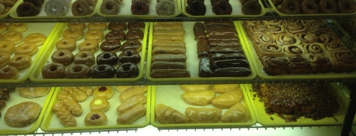 Schieber's Donuts & Deli is one of Tea'd Up Oklahoma.