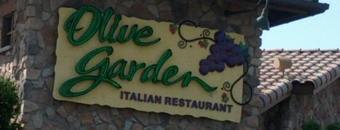 Olive Garden is one of Rachel’s Liked Places.