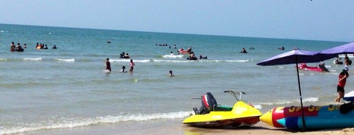 Cha-am Beach is one of Guide to the best spots in Hua Hin & Cha-am|หัวหิน.