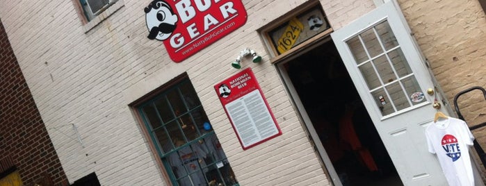 Natty Boh Gear is one of Askia’s Liked Places.