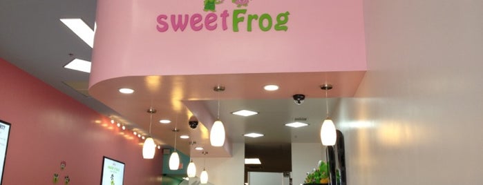 sweetFrog Premium Frozen Yogurt is one of สถานที่ที่ Batya ถูกใจ.