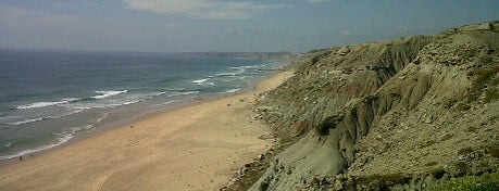 Praia da Peralta is one of Aqui Há Frescas — Centro/Sul.