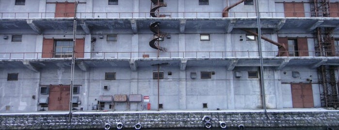 北海製罐小樽工場 第3倉庫 is one of Curtainwalls & Landmarks.