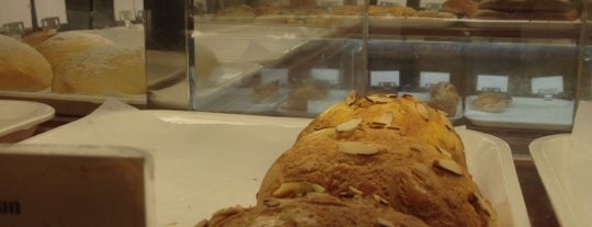 Sheng Kee Bakery is one of L.A. To Try List!.