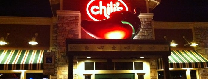 Chili's Grill & Bar is one of Locais curtidos por Nadine.