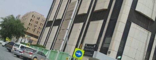 King Abdulaziz University Hospital (KAUH) is one of Tempat yang Disukai Äbdulaziz ✈️🧑‍💻.