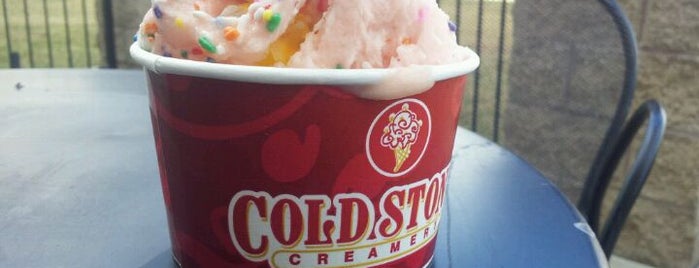 Cold Stone Creamery is one of Robert's Saved Places.