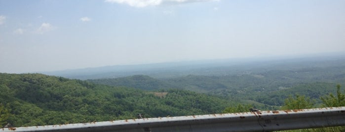 Blue Ridge Parkway is one of Gary's List 3.