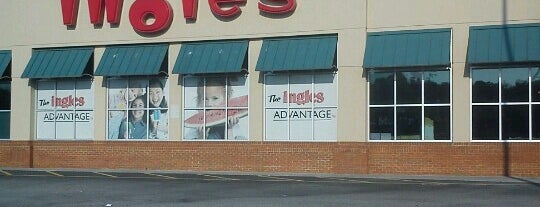Ingles Market is one of Lugares favoritos de Chester.