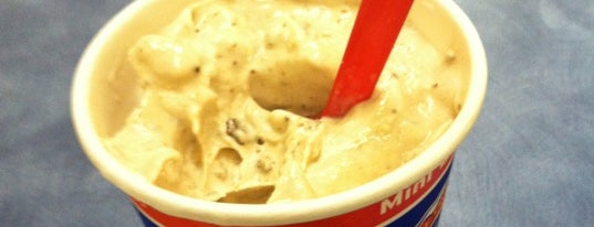Dairy Queen is one of Ryan's Saved Places.