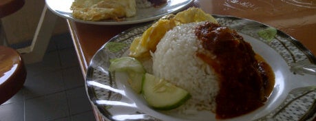 Nasi Lemak USM is one of Ikaya's vacation n kind weird place.