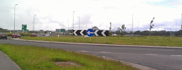 Higgins Neuk Roundabout is one of Named Roundabouts in Central Scotland.