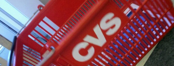 CVS pharmacy is one of Oscarさんのお気に入りスポット.