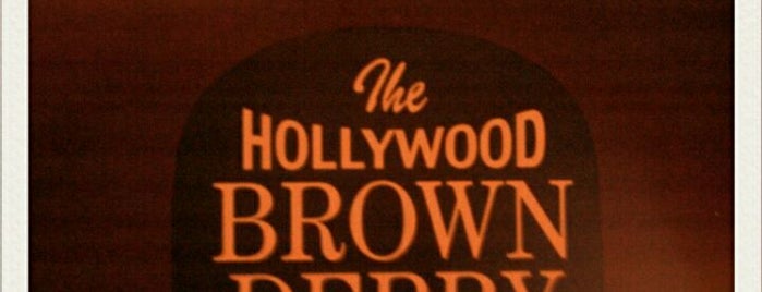 The Hollywood Brown Derby is one of Hurlywurld Sturdios!.
