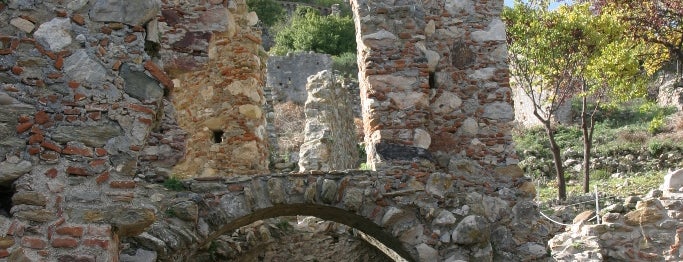 Mystras is one of Tower towns in Greece.