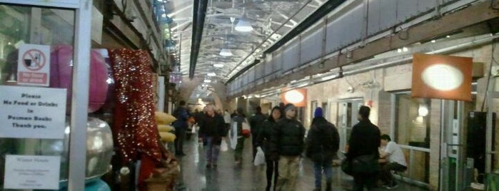 Chelsea Market is one of Guide to New York City.