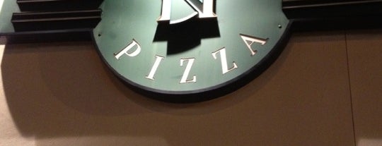 Nick's Pizza is one of Faye : понравившиеся места.