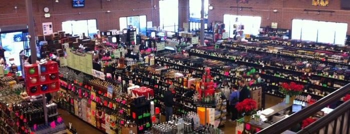 Argonaut Wine & Liquor is one of Lieux qui ont plu à Katherine.