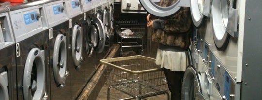 Haric laundry is one of Tempat yang Disukai Chris.