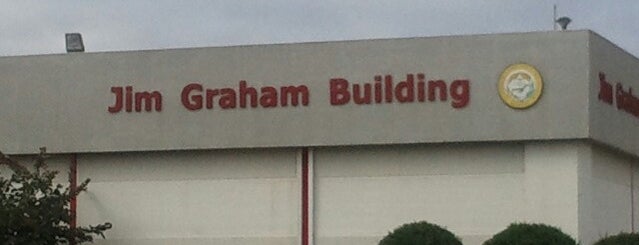 Jim Graham Building is one of Locais curtidos por Michael.