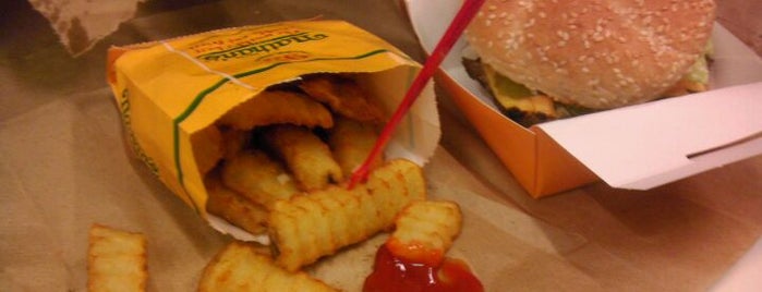 Nathan's Famous is one of Garden State Plaza Food Court Venues!.