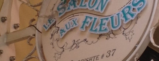 Le Salon aux Fleurs is one of Задълже.