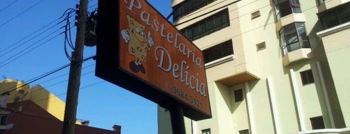 Pastelaria Delícia is one of Lugares favoritos de Fortunato.