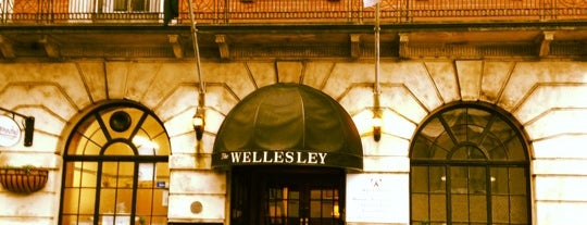 The Wellesley Restaurant & Wine Bar is one of Wellington Drinks.